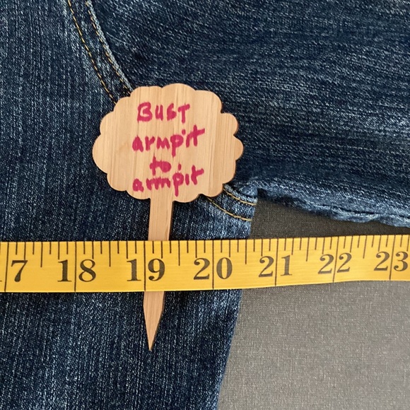 Jones Sport stretch Size Large denim jacket made in Colombia 98%cotton 2%spandex - Picture 6 of 14